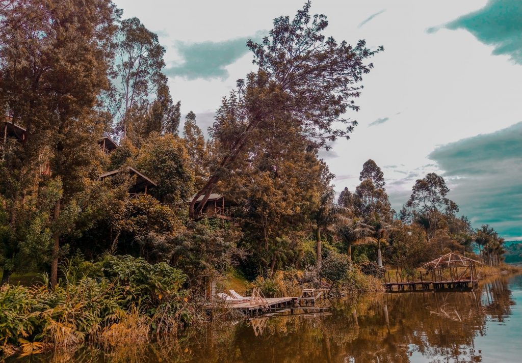 Bunyonyi Overland Resort