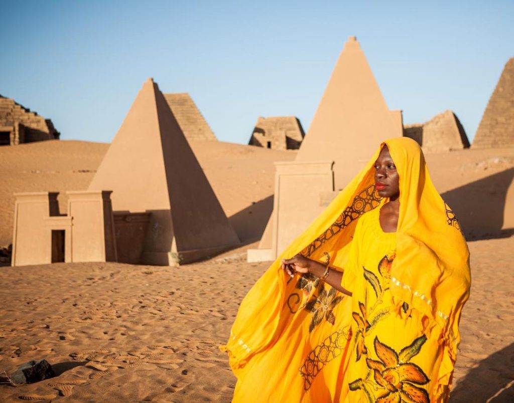 Jessica Nabongo, @thecatchmeifyoucan in Meroe, Egypt