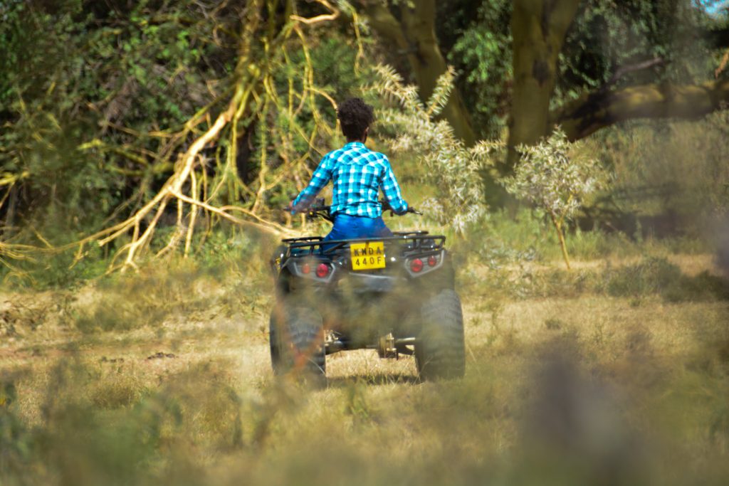 8 Reasons Why You Should Visit Olarro Conservancy | If you want to go on a game drive but the information on where to go is overwhelming then Olarro is the answer to your safari/game drive questions. 